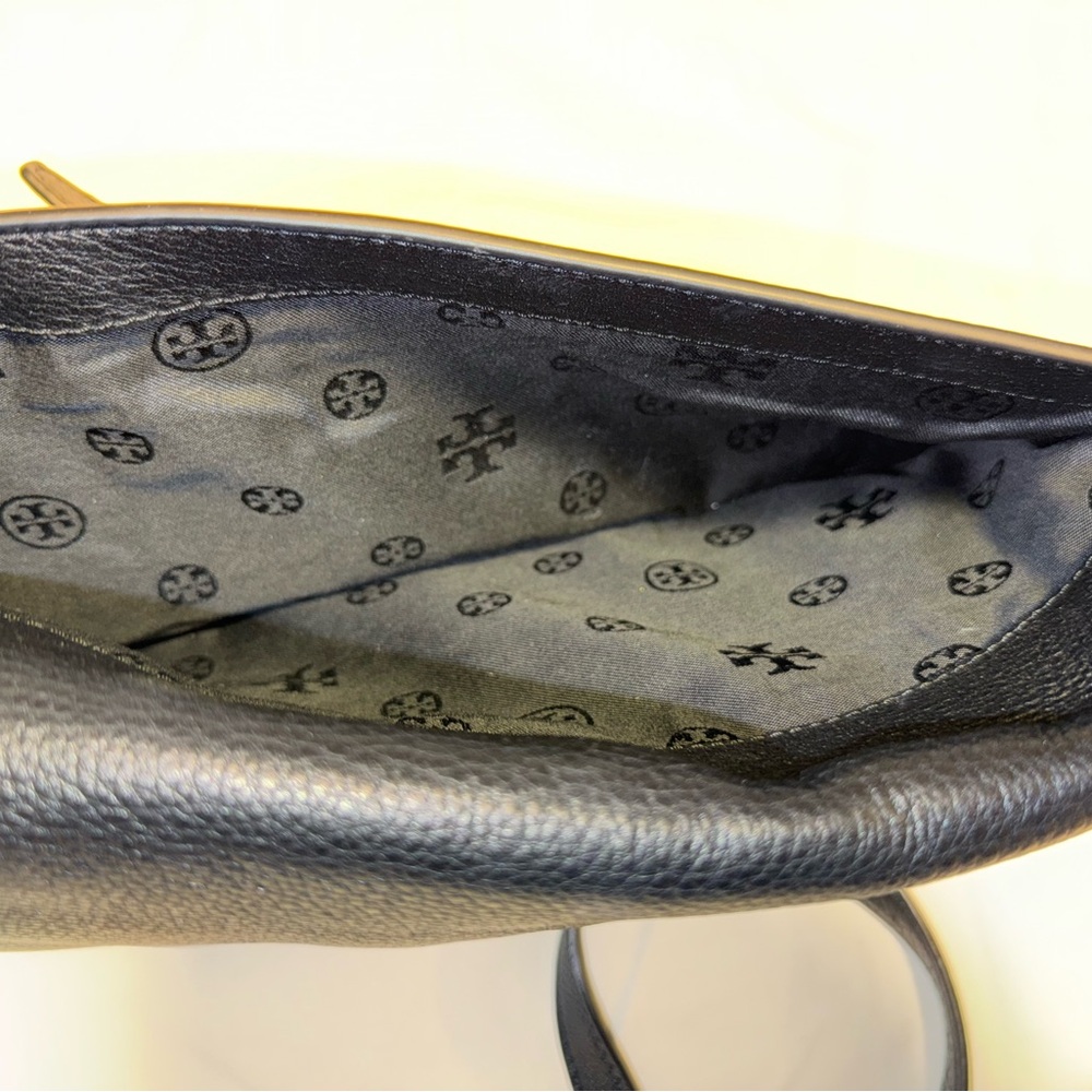 Tory Burch Britten Fold Over Messenger Black Leather Crossbody Purse - Picture 13 of 16